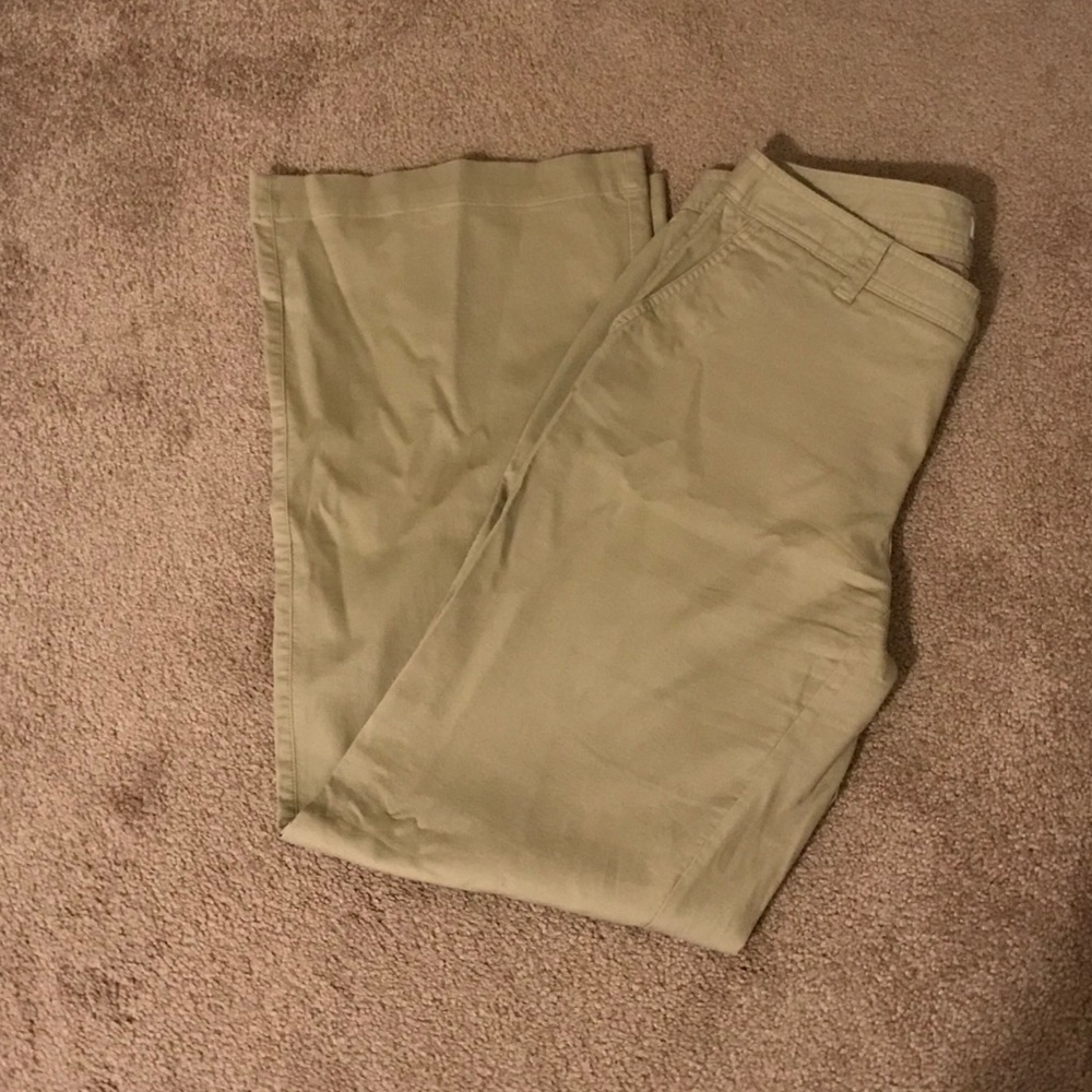 GAP Factory Wide Leg Pants in Light Olive/Tan